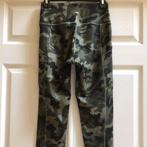 Marika Camo Print Activewear Ankle Leggings